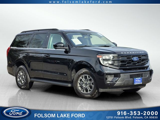 2025 Ford Expedition Active 4x4's photo