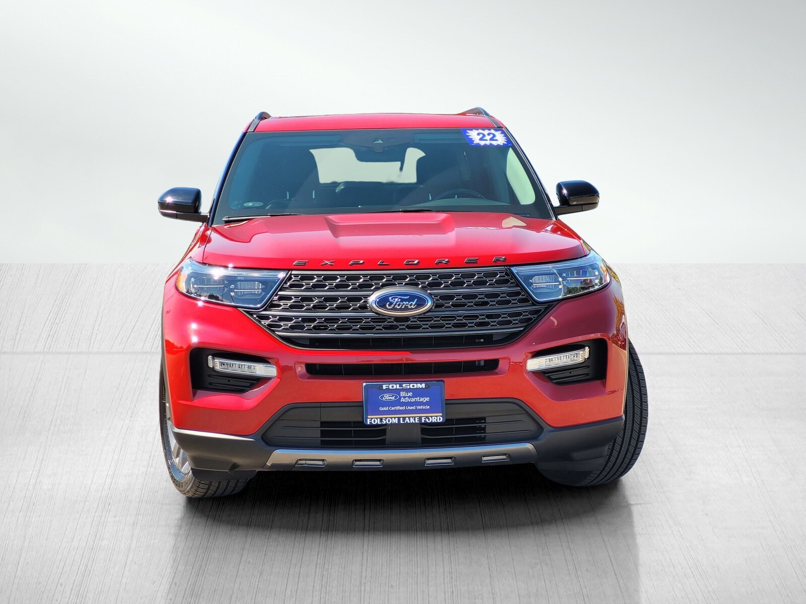 2022 Ford Explorer XLT photo 2