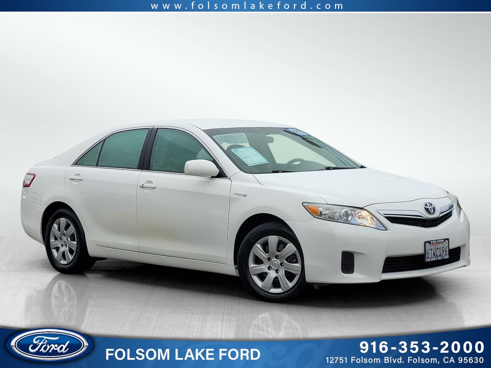 2011 Toyota Camry Hybrid's photo