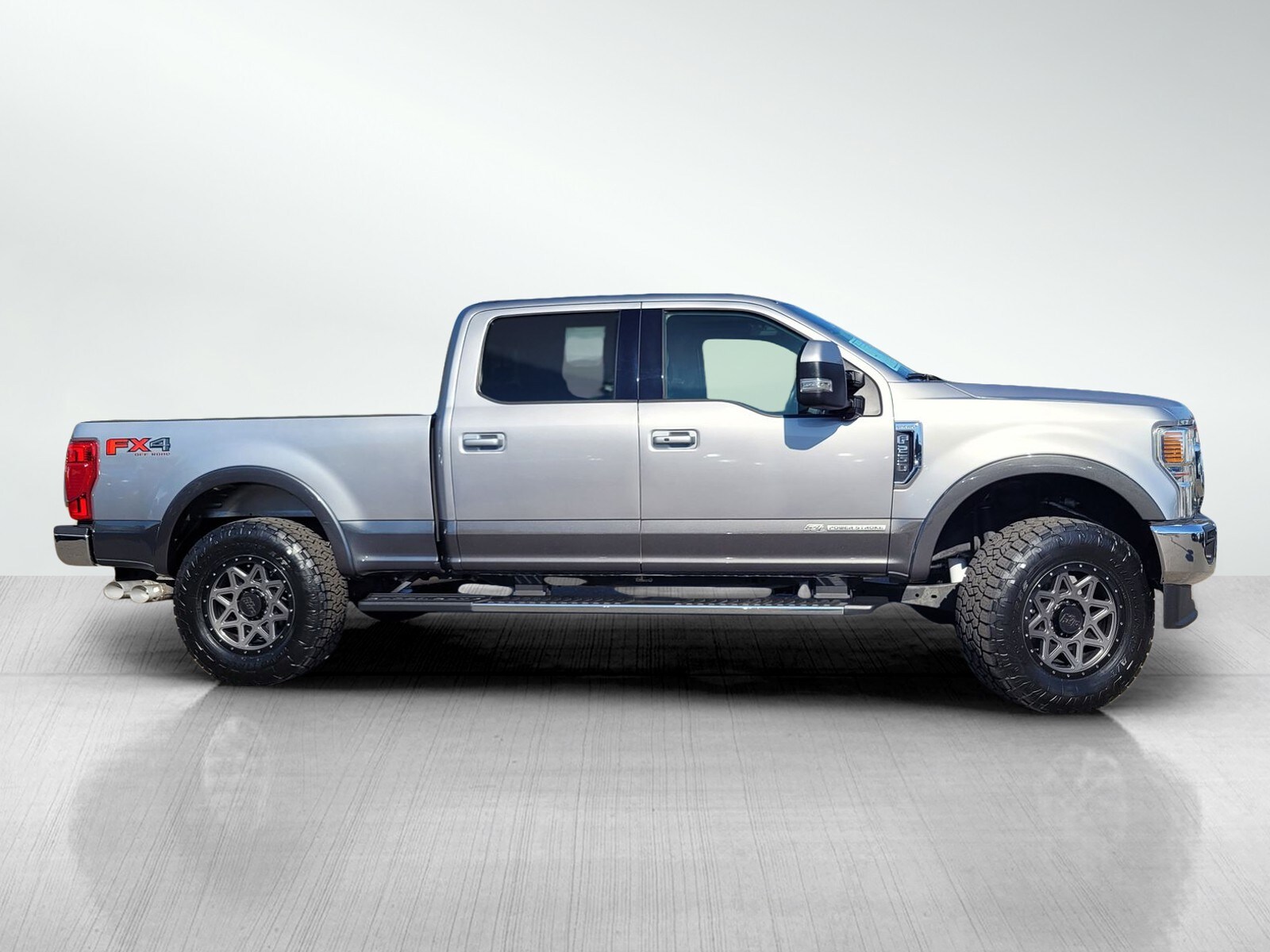 2020 Ford F-250 Lariat photo 3