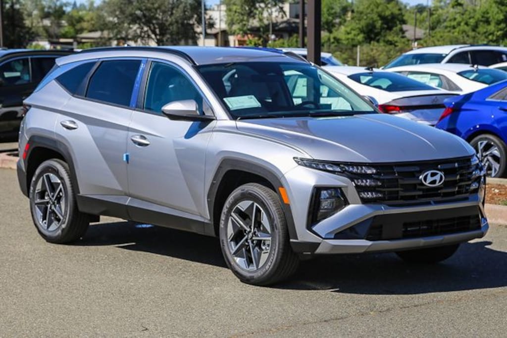 New 2026 Hyundai Tucson Hybrid SEL SUV