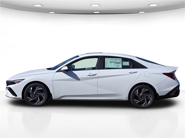2025 Hyundai Elantra Hybrid Limited photo 2