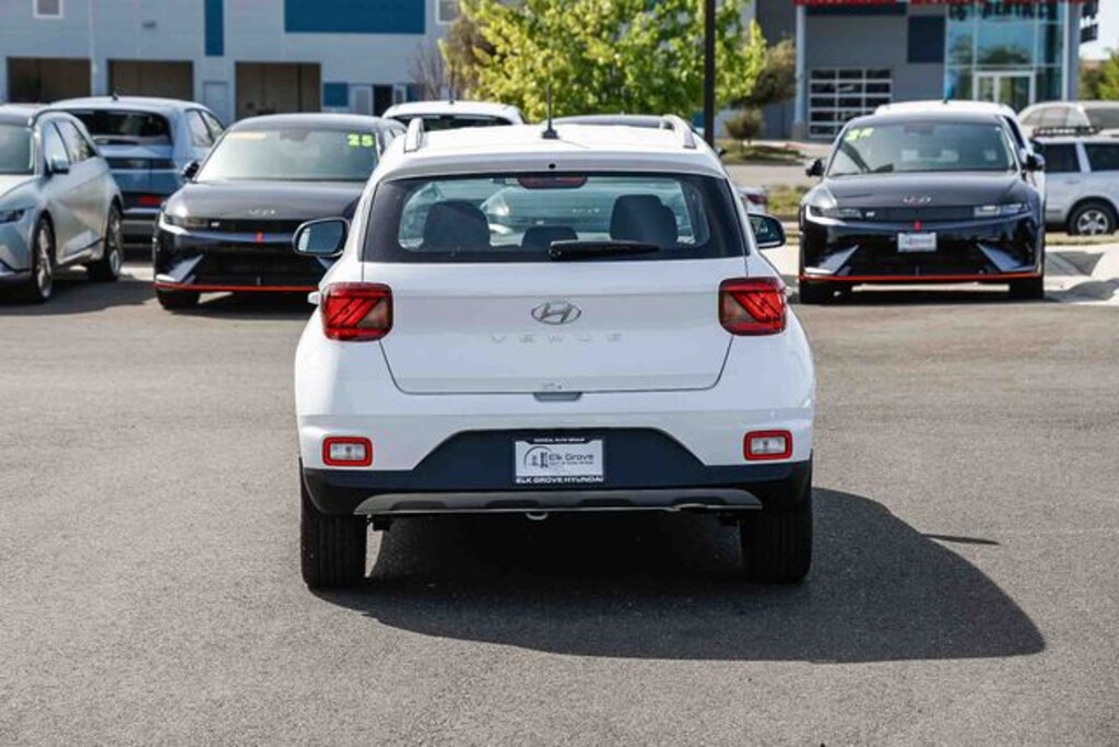 New 2026 Hyundai Venue SEL SUV