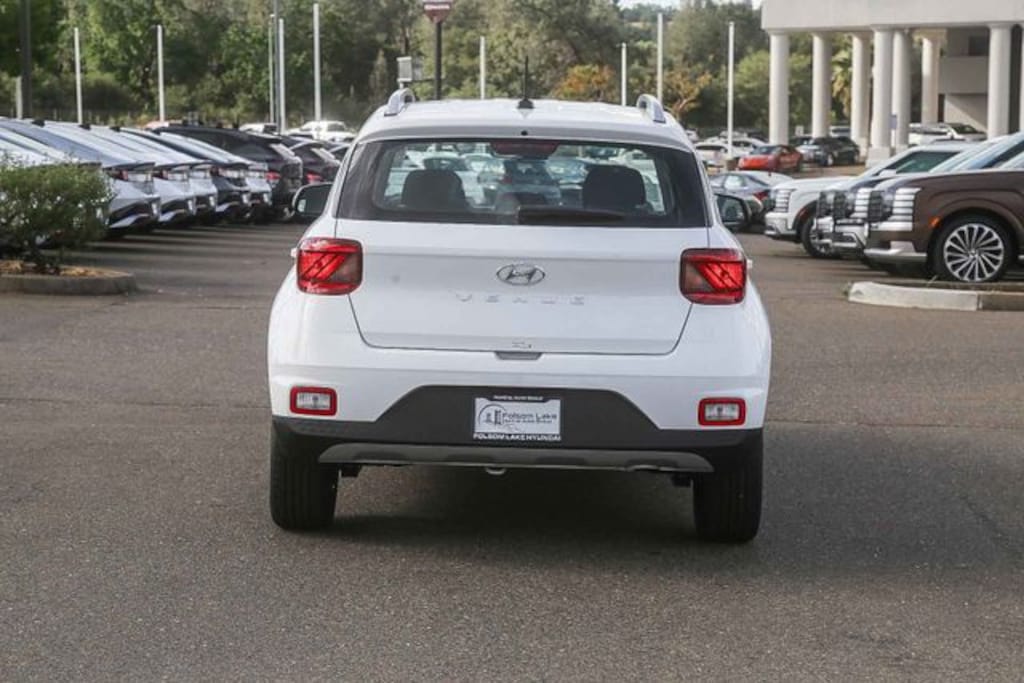 New 2026 Hyundai Venue SEL SUV