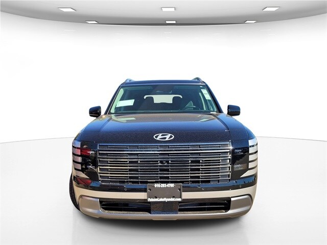 2026 Hyundai Palisade Limited photo 2