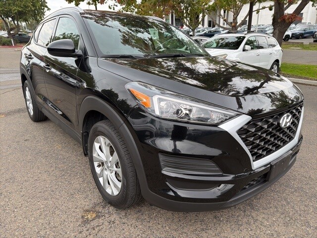 2021 Hyundai Tucson Value photo 3