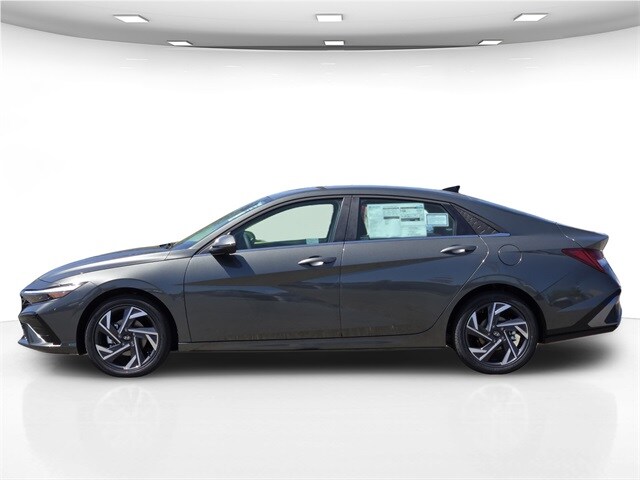 2025 Hyundai Elantra Hybrid Limited photo 3