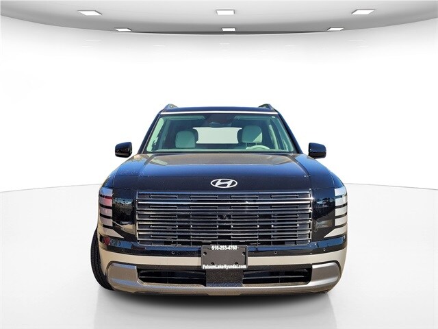 2026 Hyundai Palisade Limited photo 2