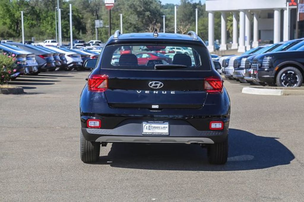 New 2026 Hyundai Venue SEL SUV