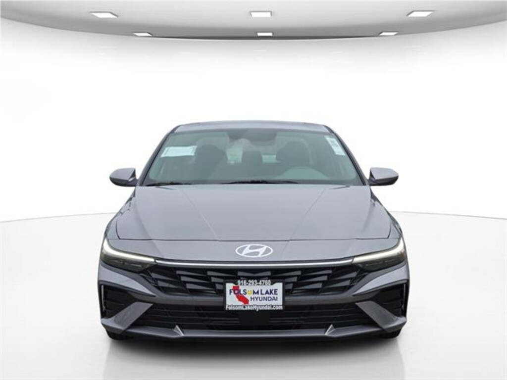 New 2025 Hyundai Elantra SEL Convenience Sedan