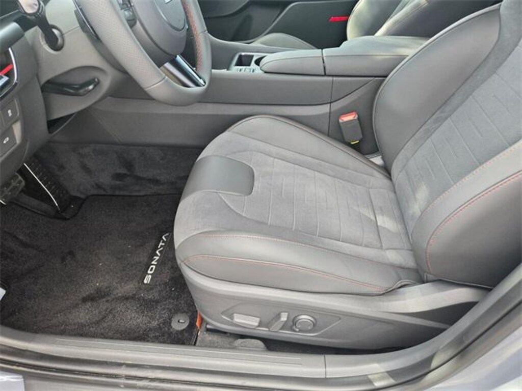 New 2025 Hyundai Sonata SEL Convenience Sedan