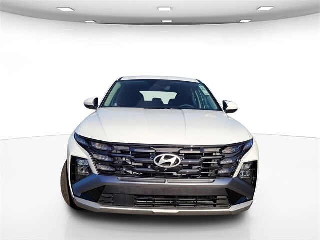 2025 Hyundai Tucson SE photo 2