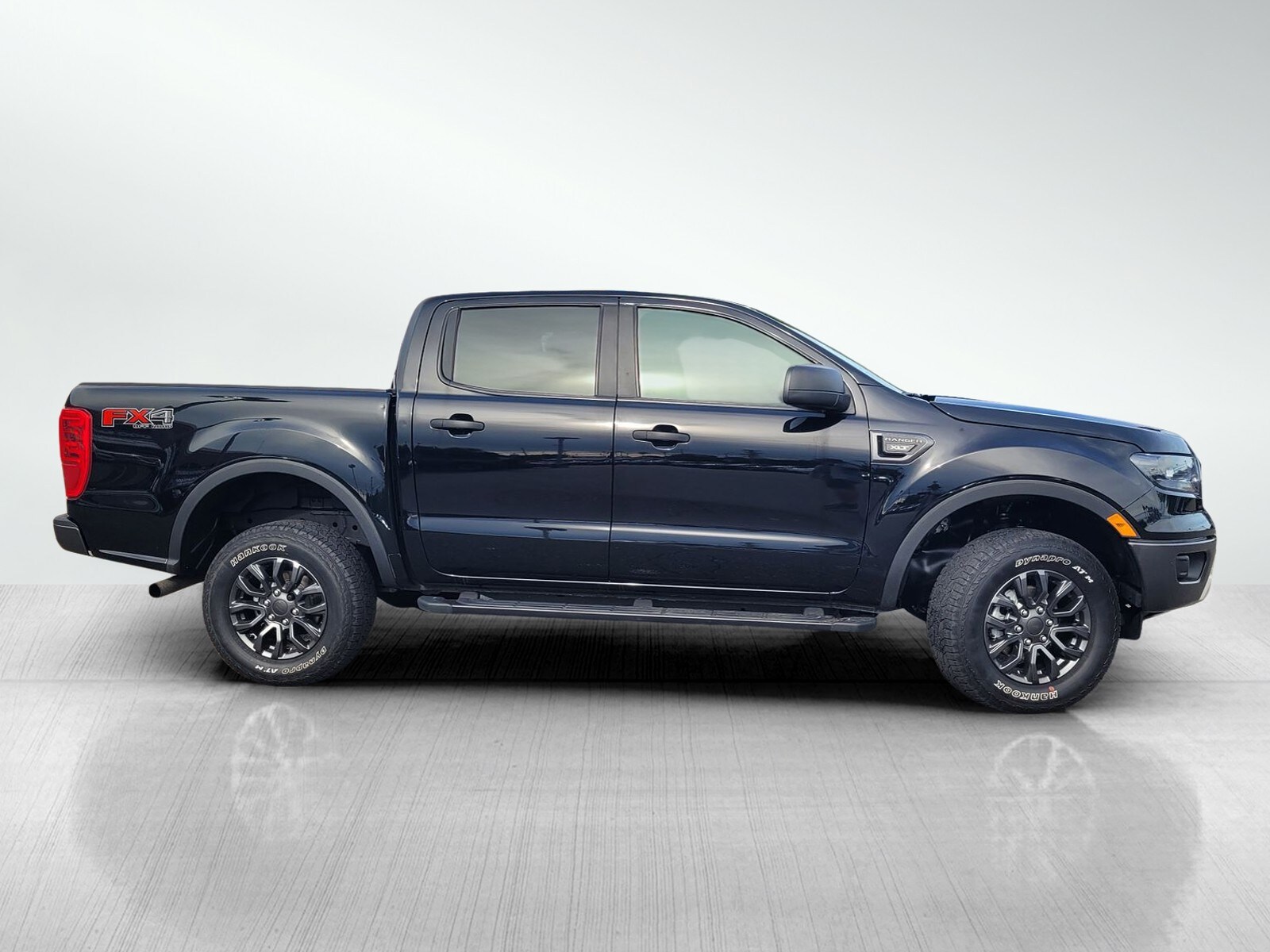 2023 Ford Ranger XLT photo 3