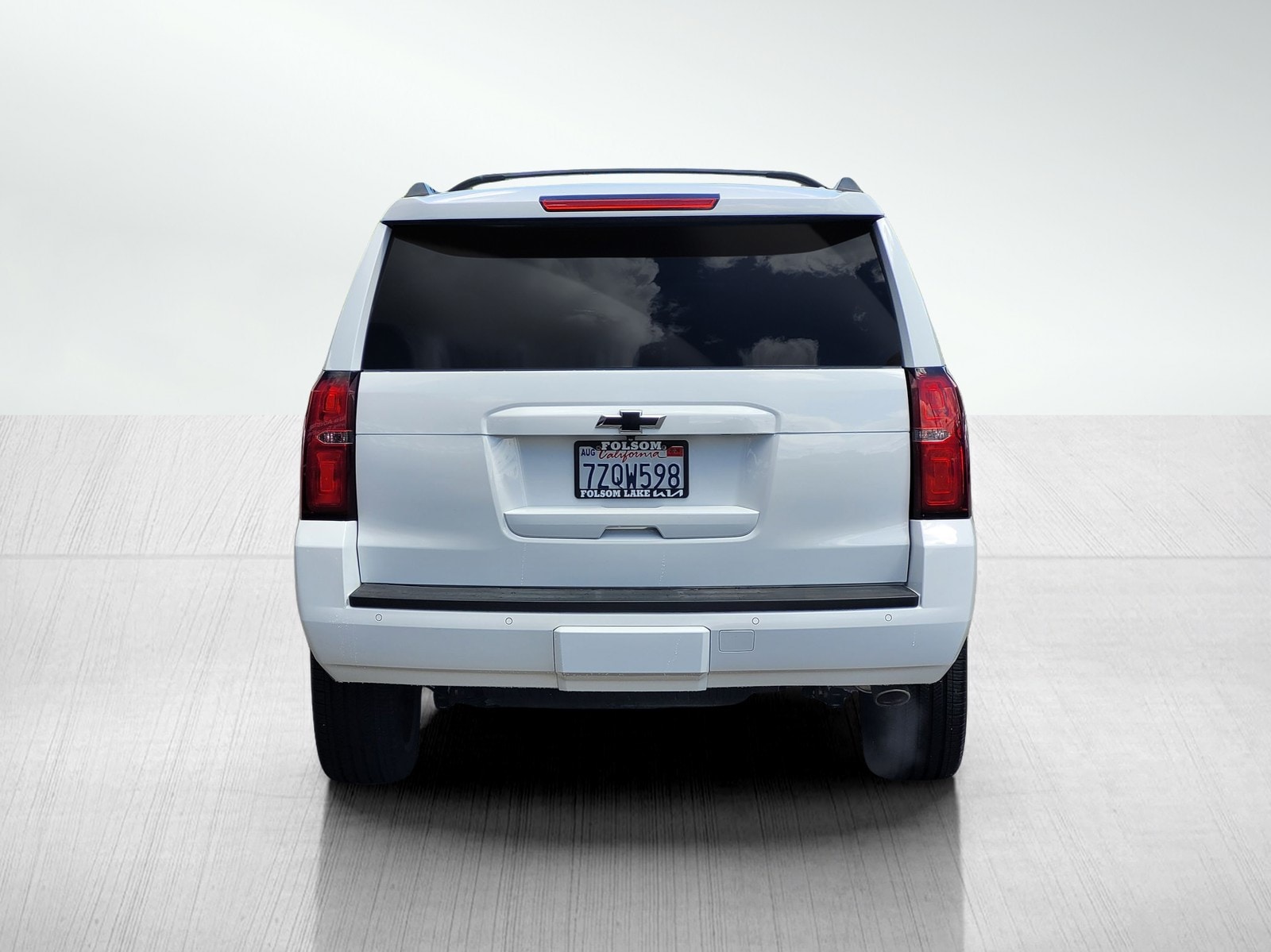 2017 Chevrolet Tahoe LT photo 4