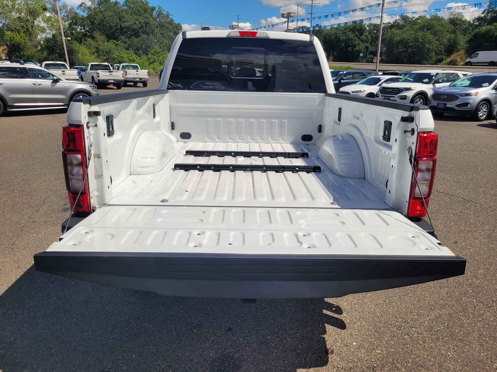 2022 Ford F-250 LARIAT photo 3