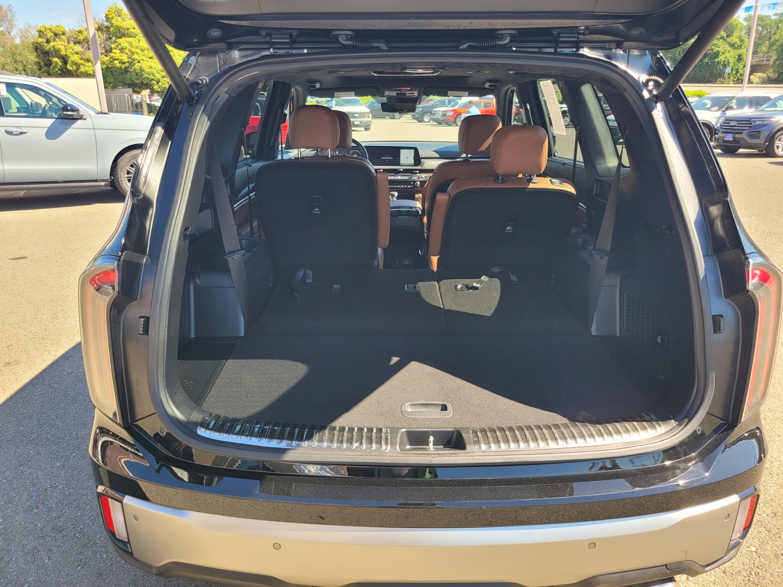 2023 Kia Telluride SX Prestige X-Pro photo 3