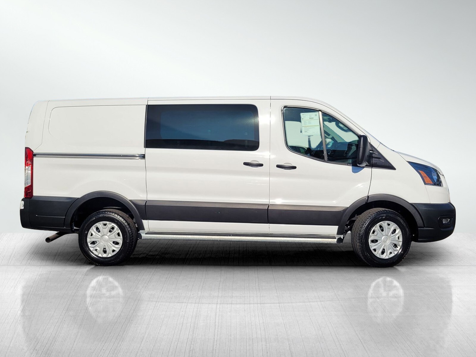 2024 Ford Transit photo 3