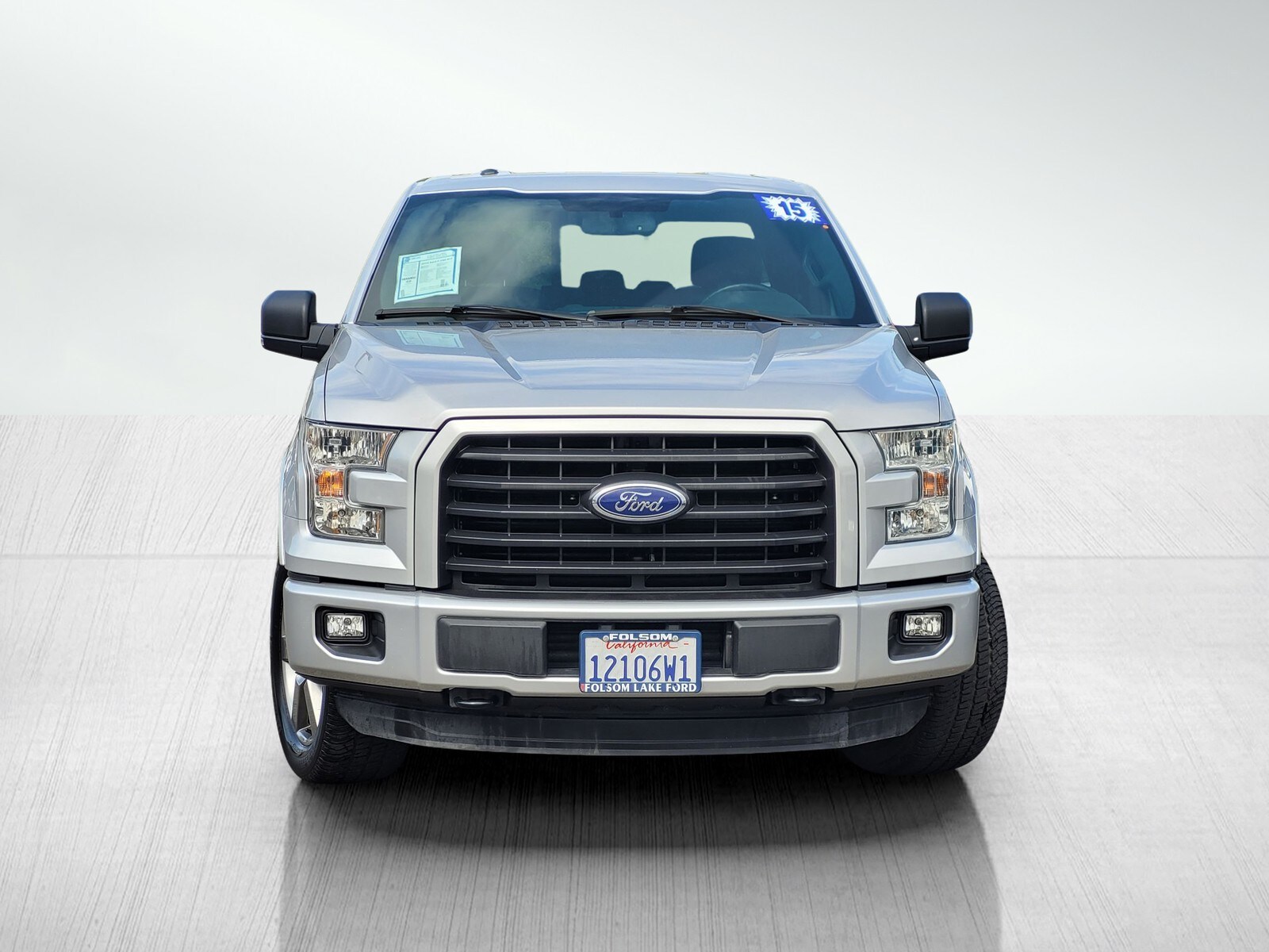 2015 Ford F-150 XLT photo 2