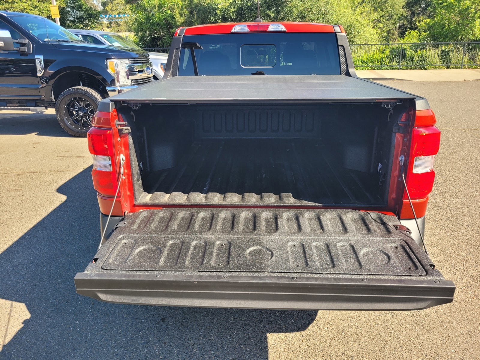 2022 Ford Maverick LARIAT photo 3