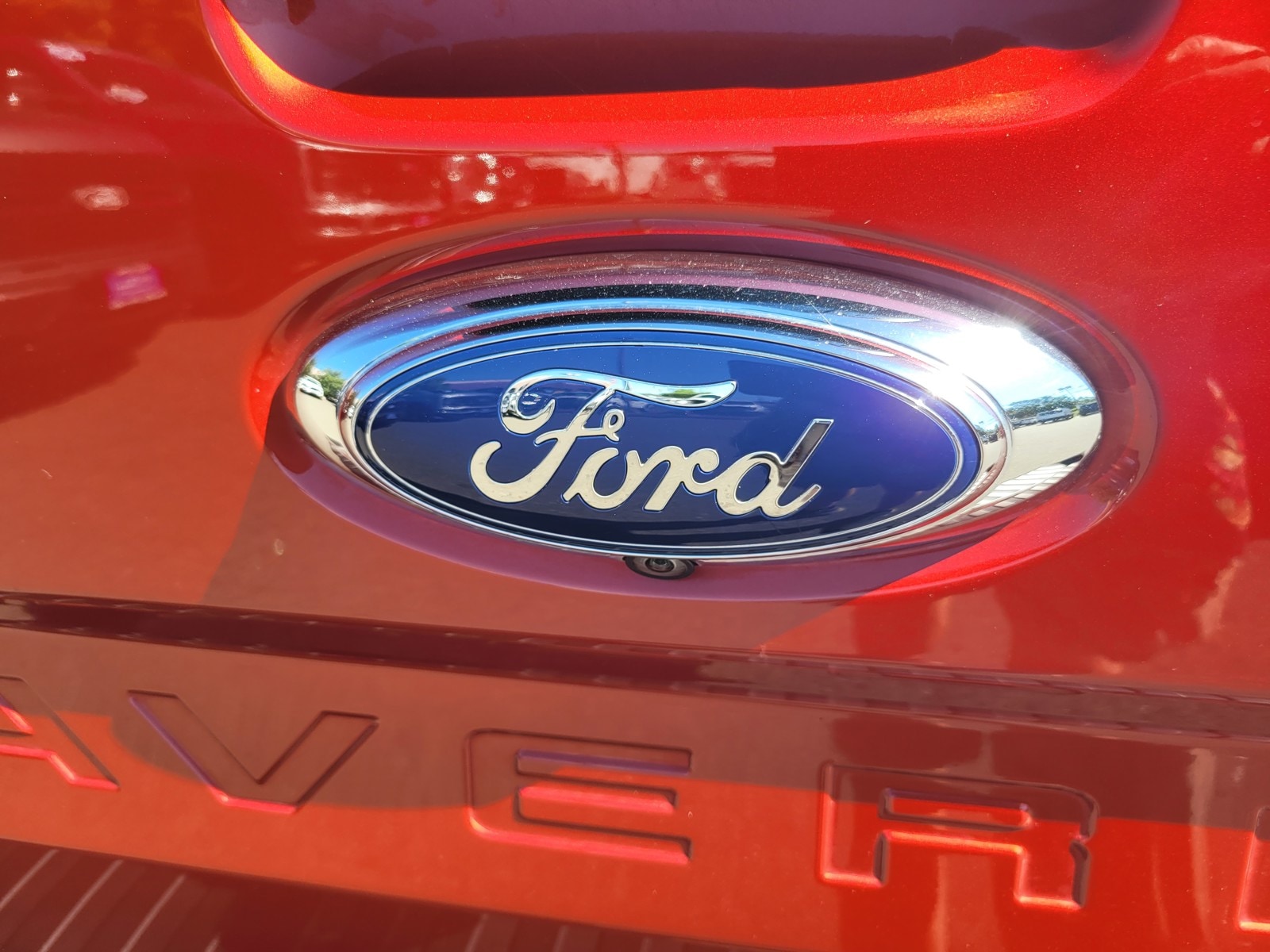 2022 Ford Maverick LARIAT photo 6