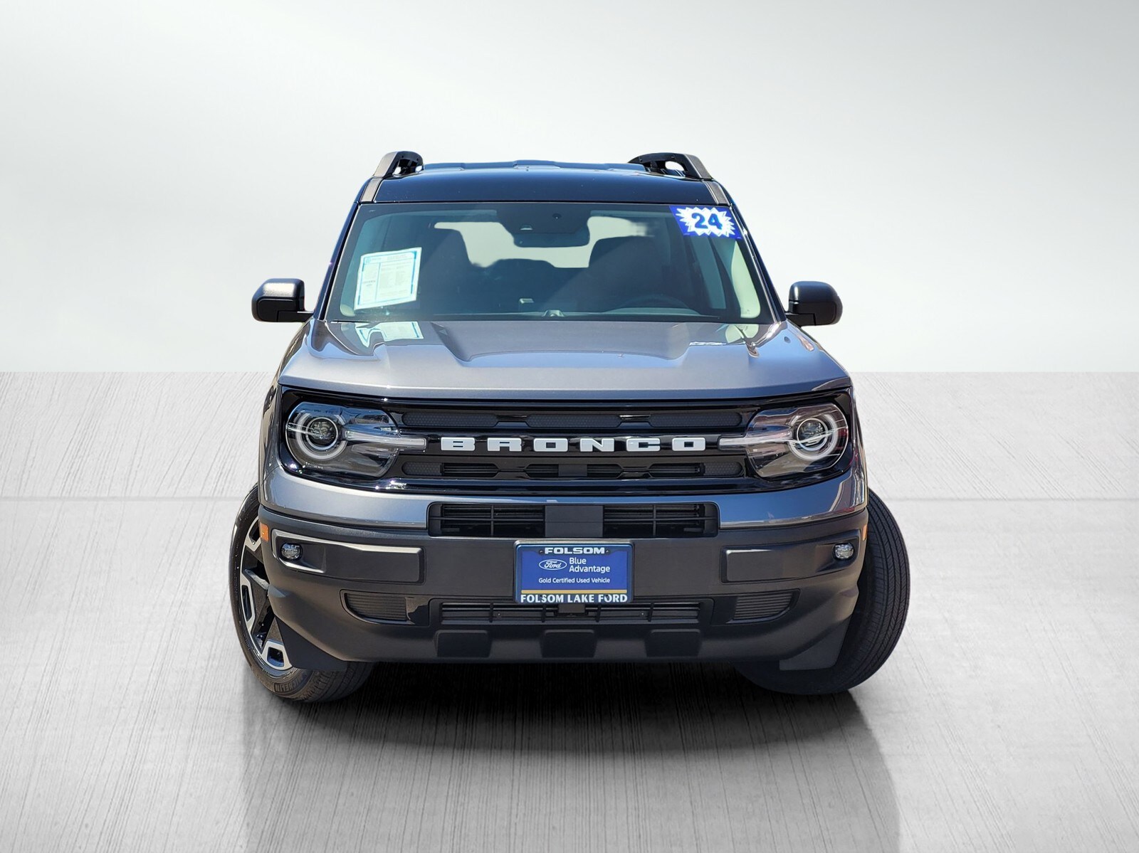 2024 Ford Bronco Sport Outer Banks photo 2