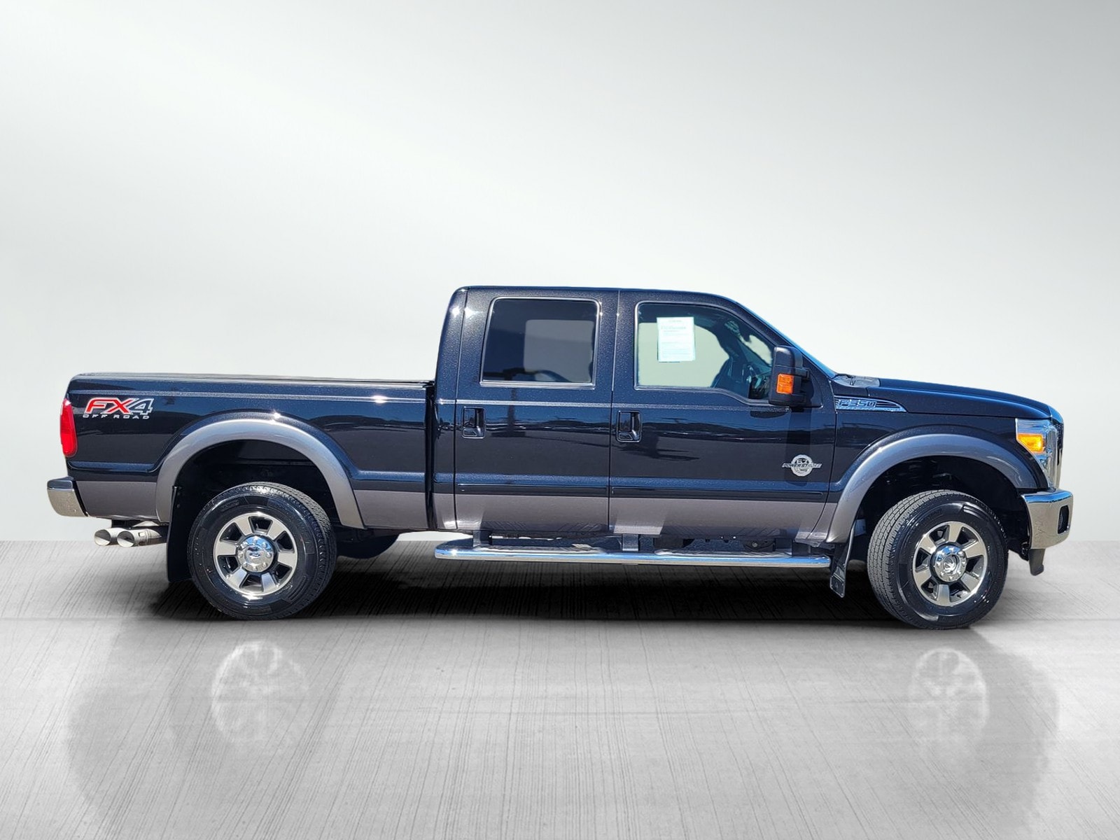 2012 Ford F-350 Lariat photo 2