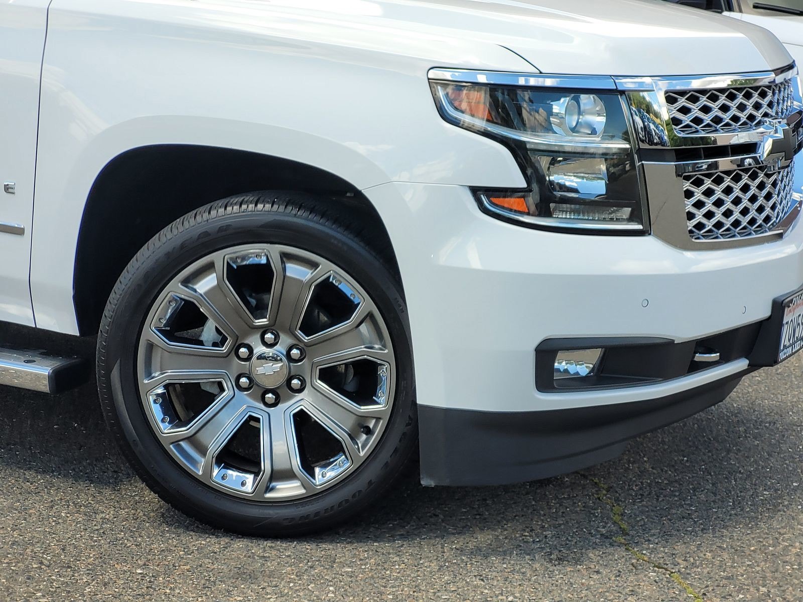 2017 Chevrolet Tahoe LT photo 5