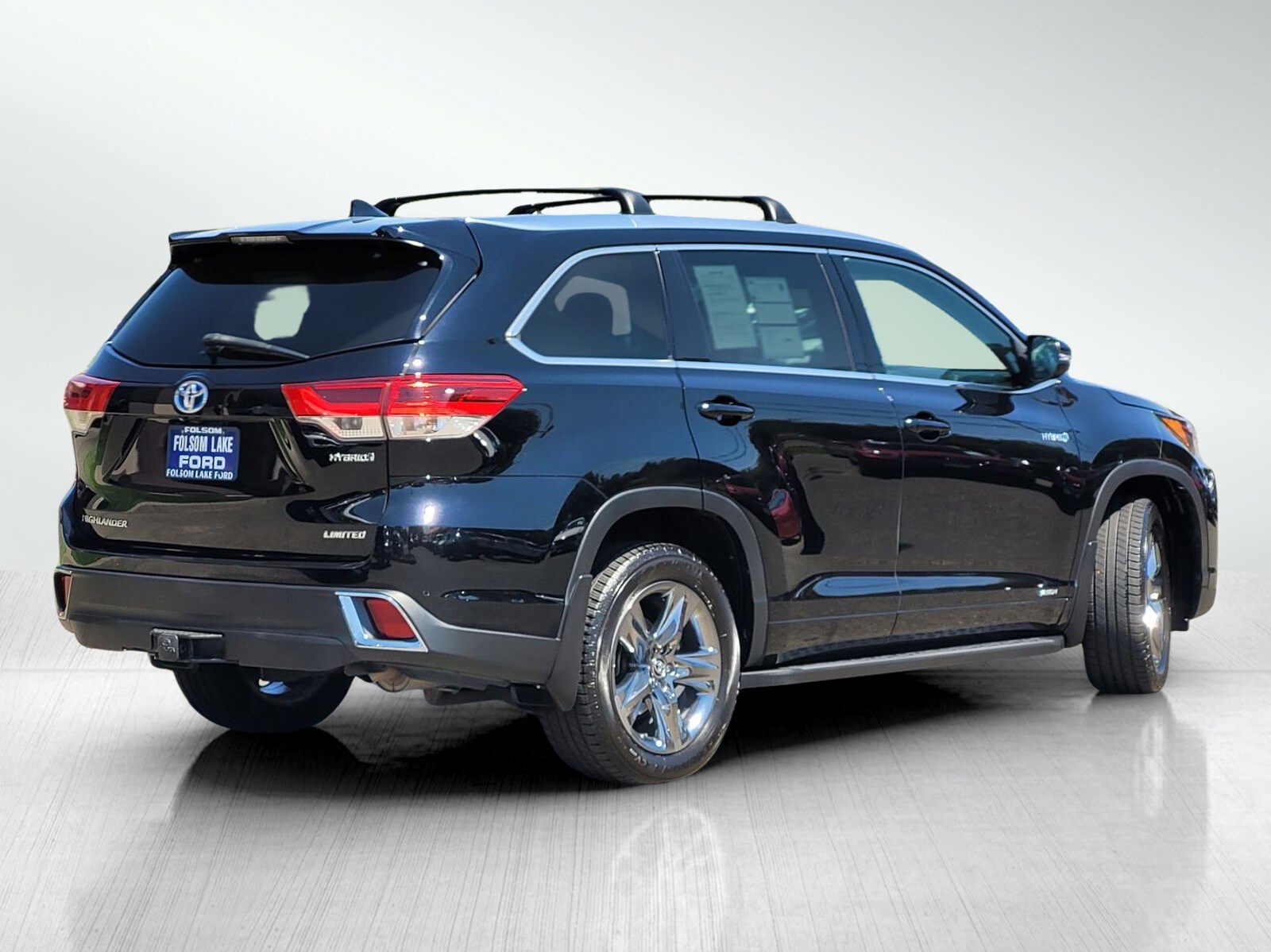 2019 Toyota Highlander Hybrid Limited photo 4
