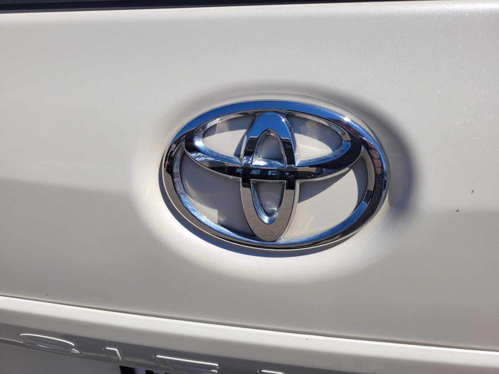 2020 Toyota Sienna XLE photo 6
