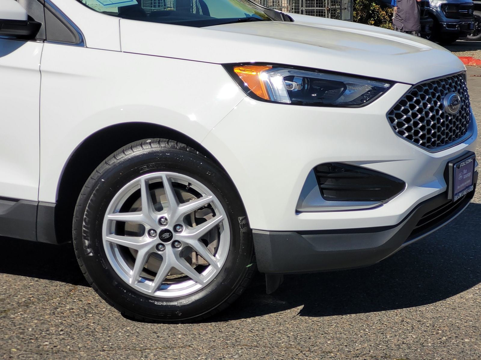 2024 Ford Edge SEL photo 5