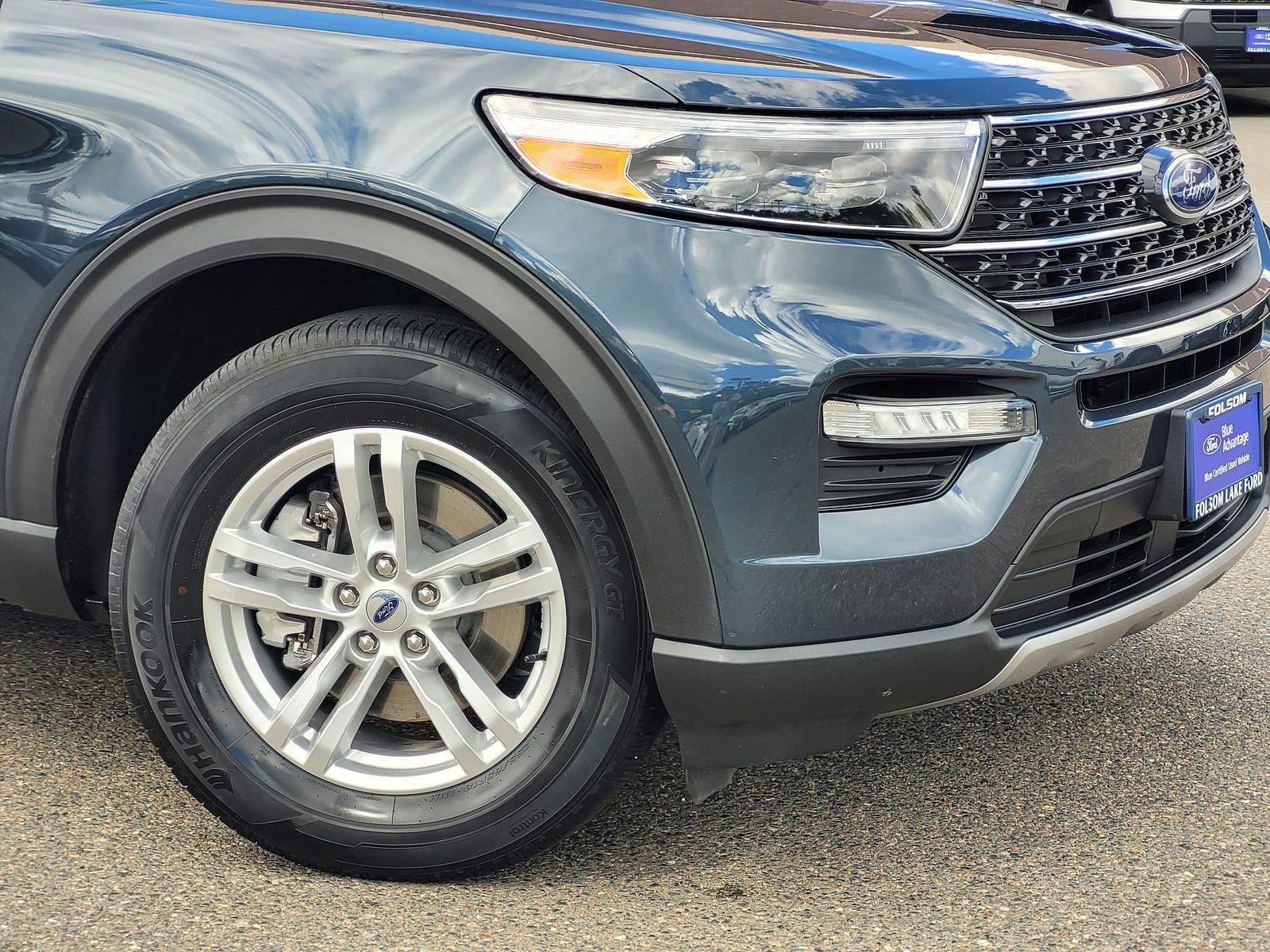 2023 Ford Explorer XLT photo 5