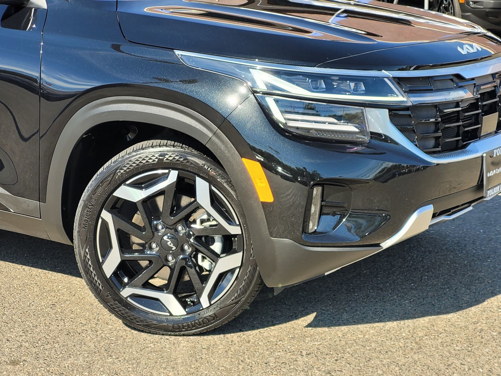 2024 Kia Seltos SX photo 5