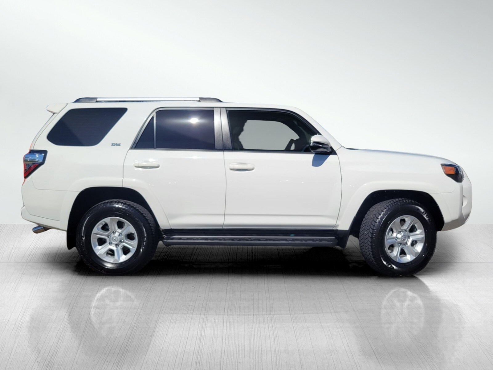 2021 Toyota 4Runner SR5 Premium photo 3