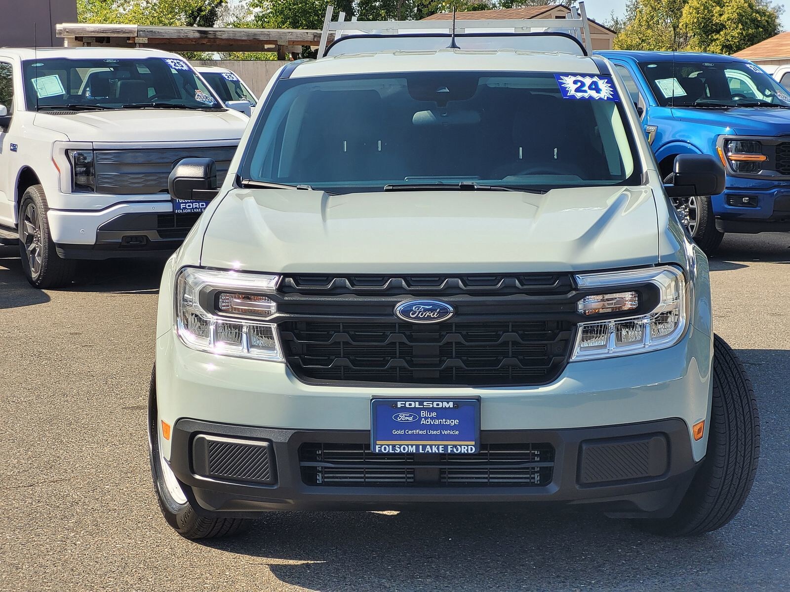 2024 Ford Maverick XL photo 2
