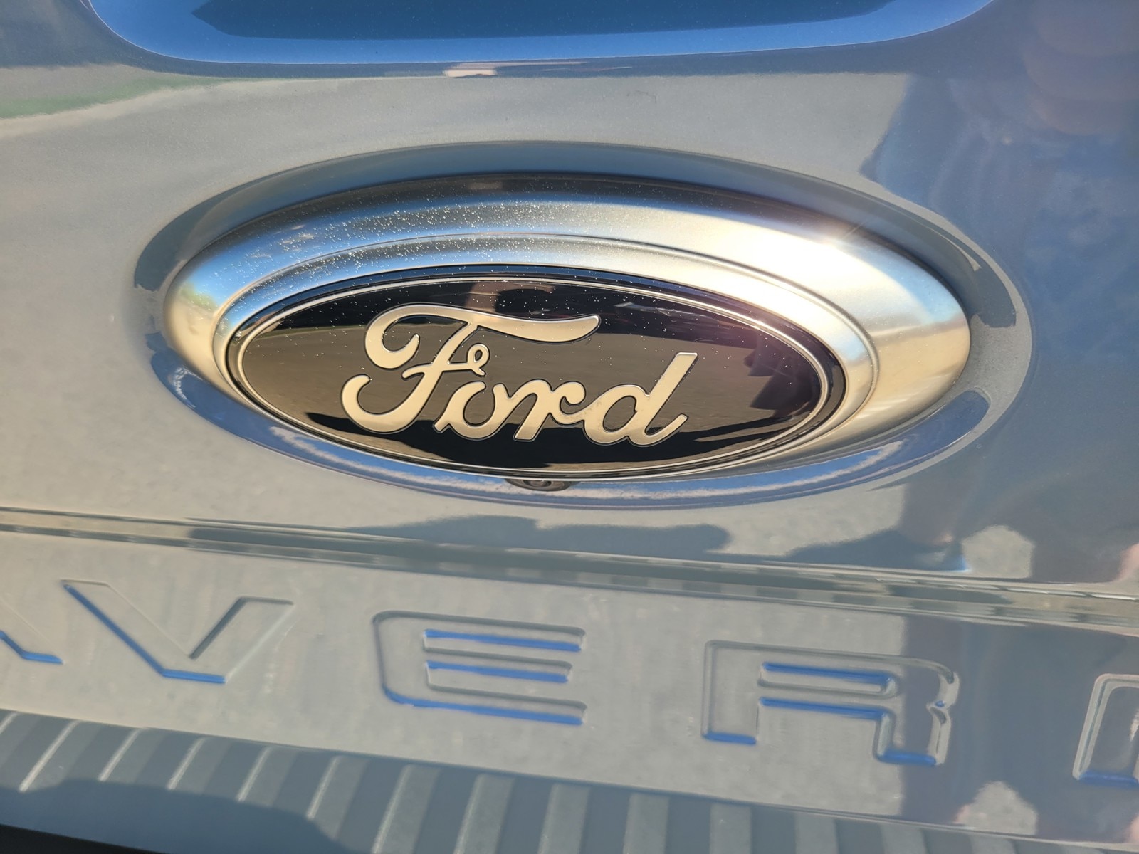 2024 Ford Maverick LARIAT photo 6