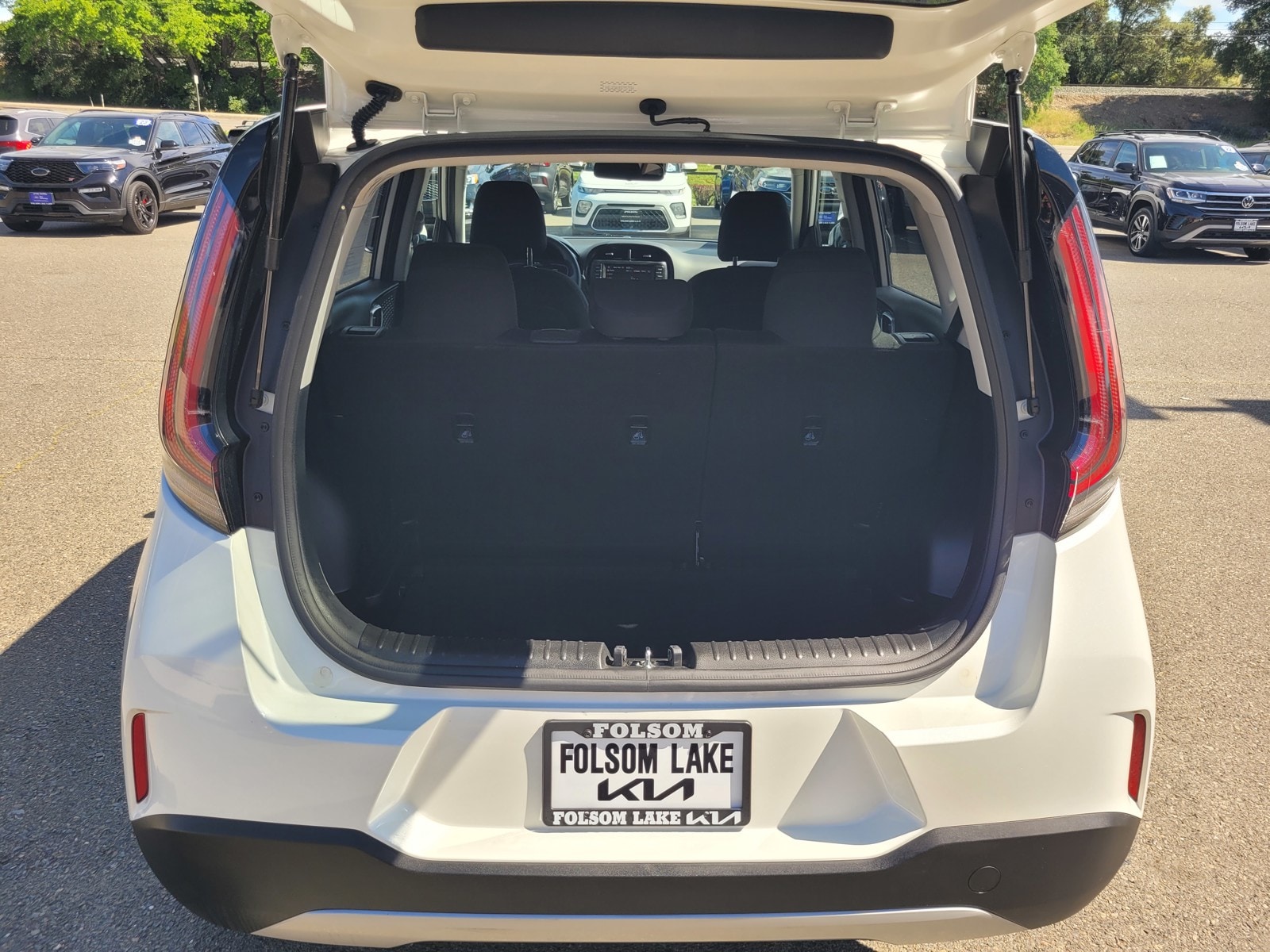 2025 Kia Soul LX photo 3