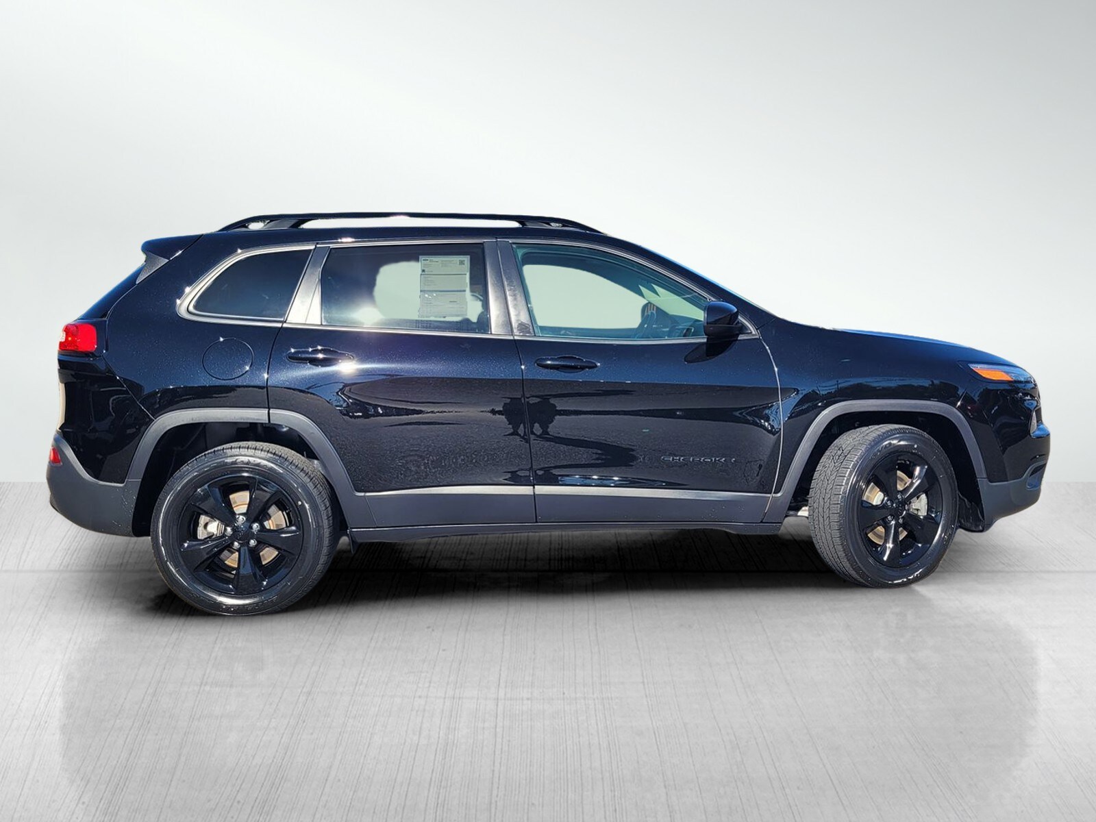 2018 Jeep Cherokee Latitude photo 3