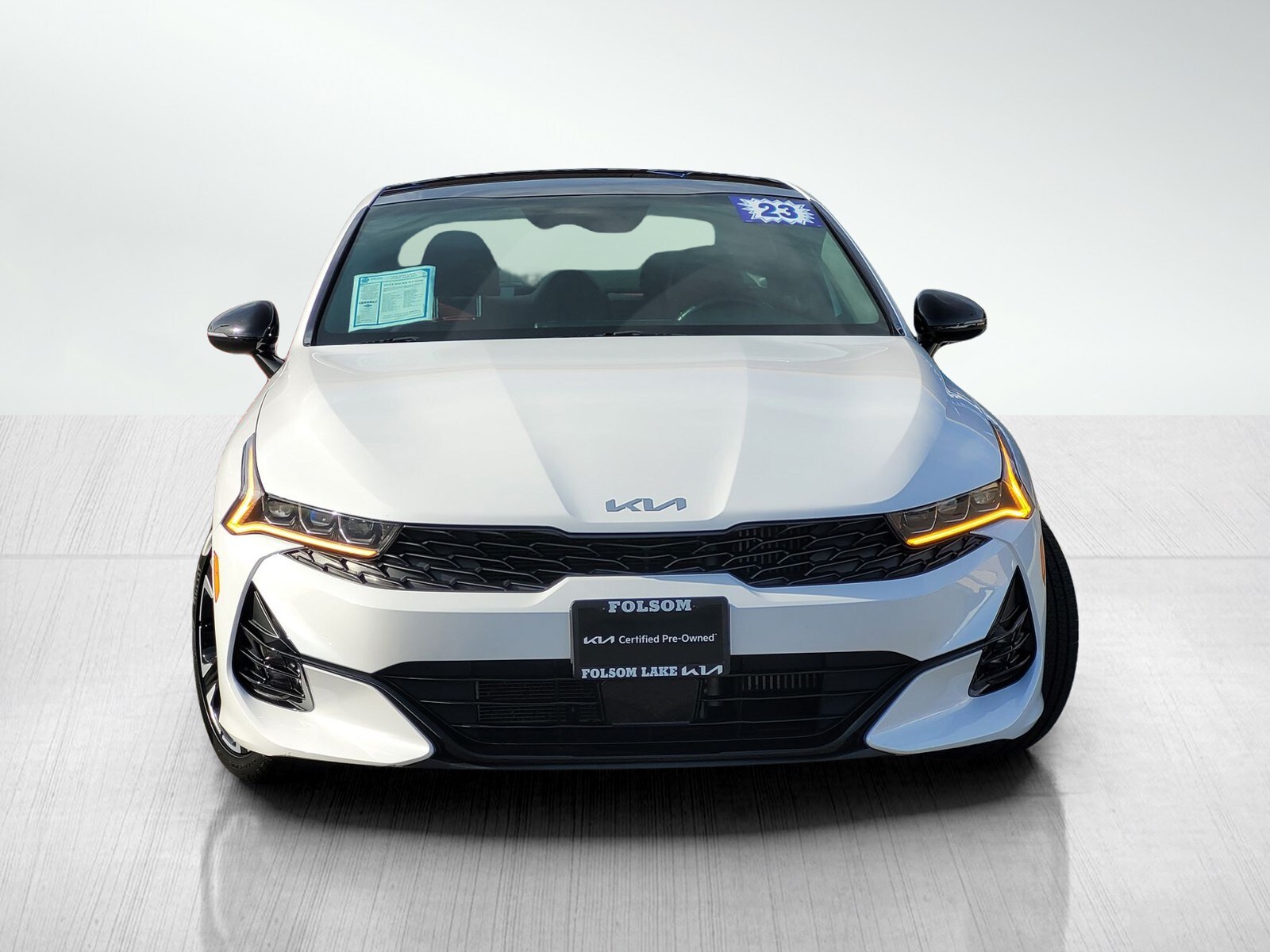 2023 Kia K5 GT-Line photo 2