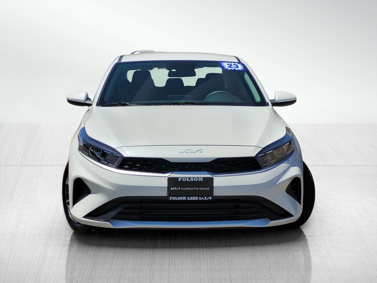 2023 Kia Forte LXS photo 2