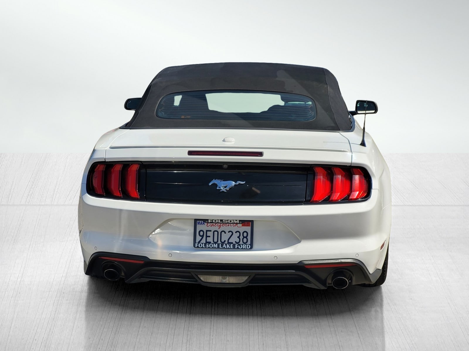 2023 Ford Mustang Ecoboost Premium photo 4