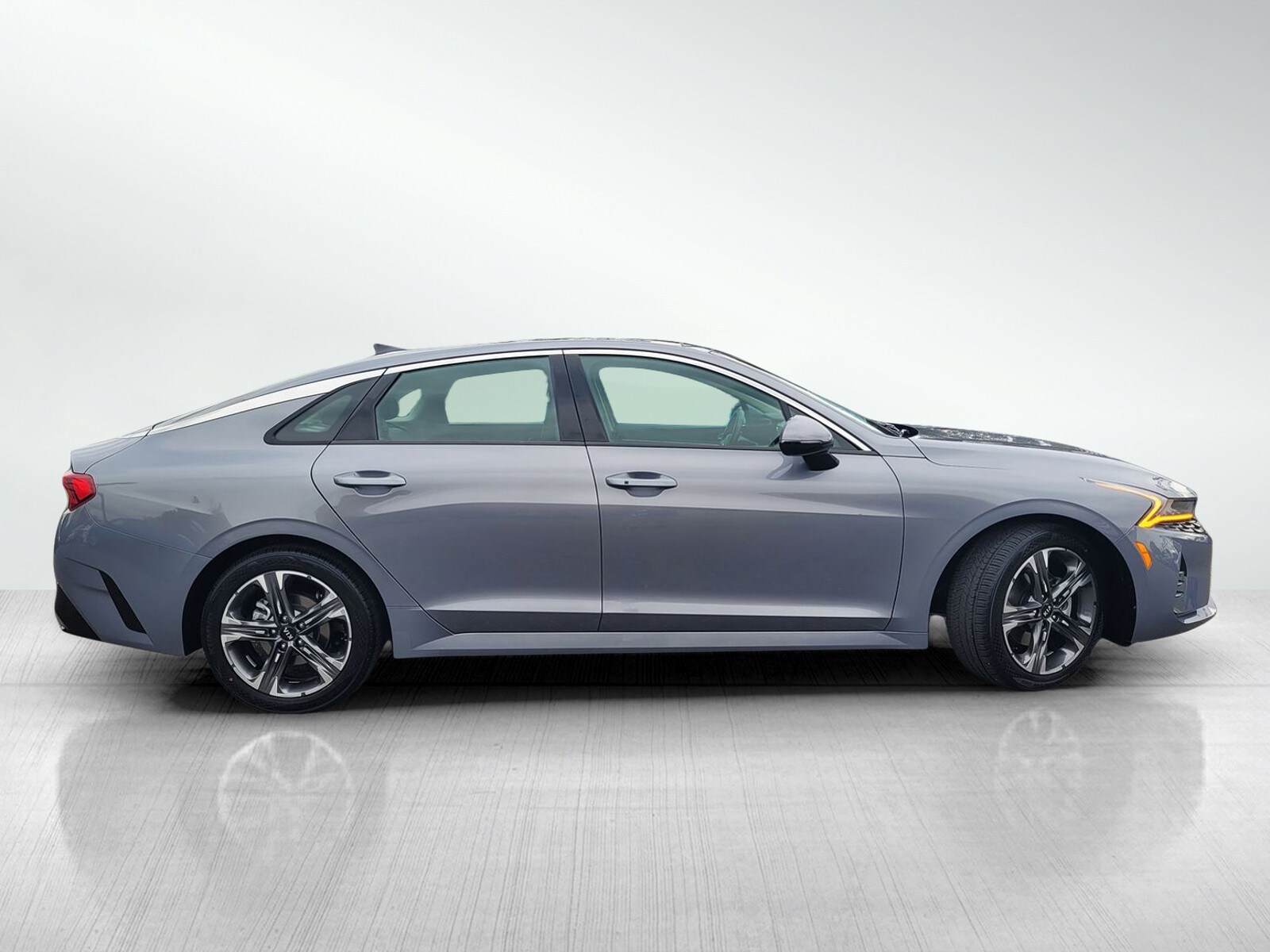 2021 Kia K5 EX photo 3