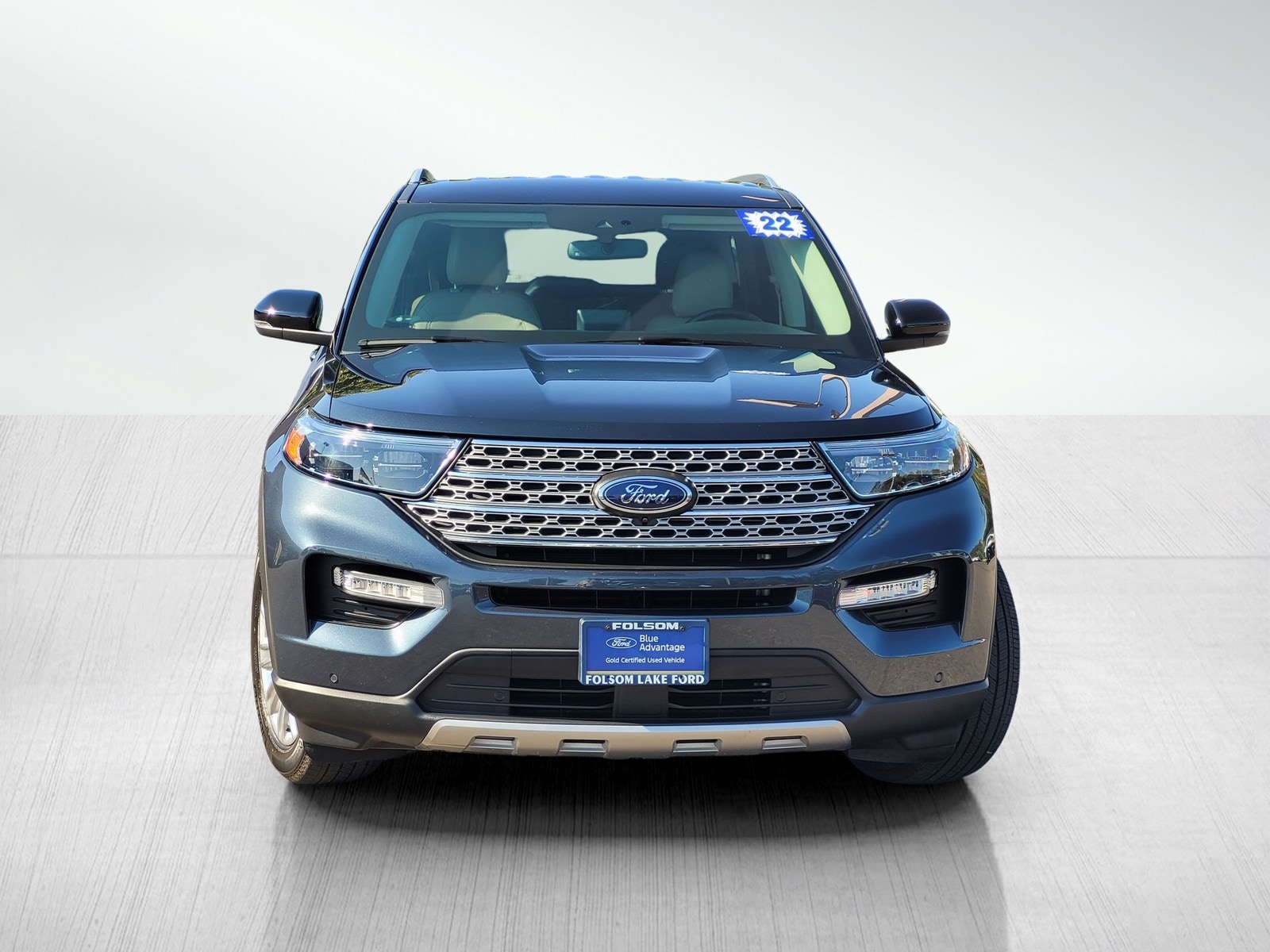 2022 Ford Explorer Limited photo 2