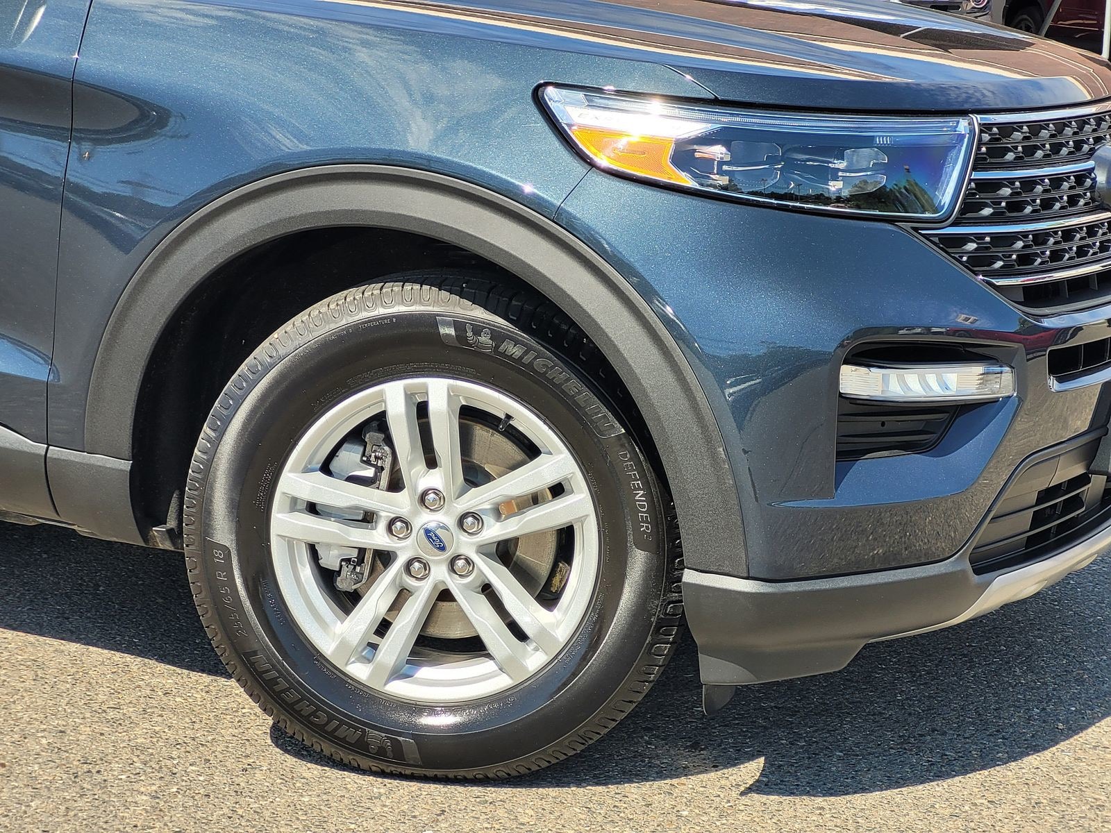 2022 Ford Explorer XLT photo 5