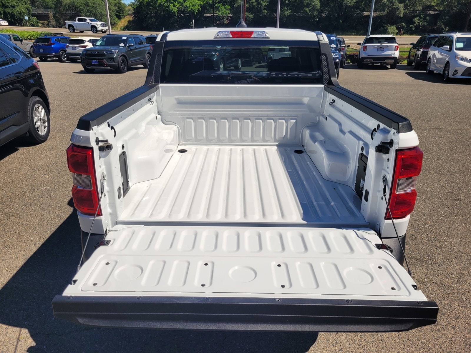 2025 Ford Maverick XLT photo 3