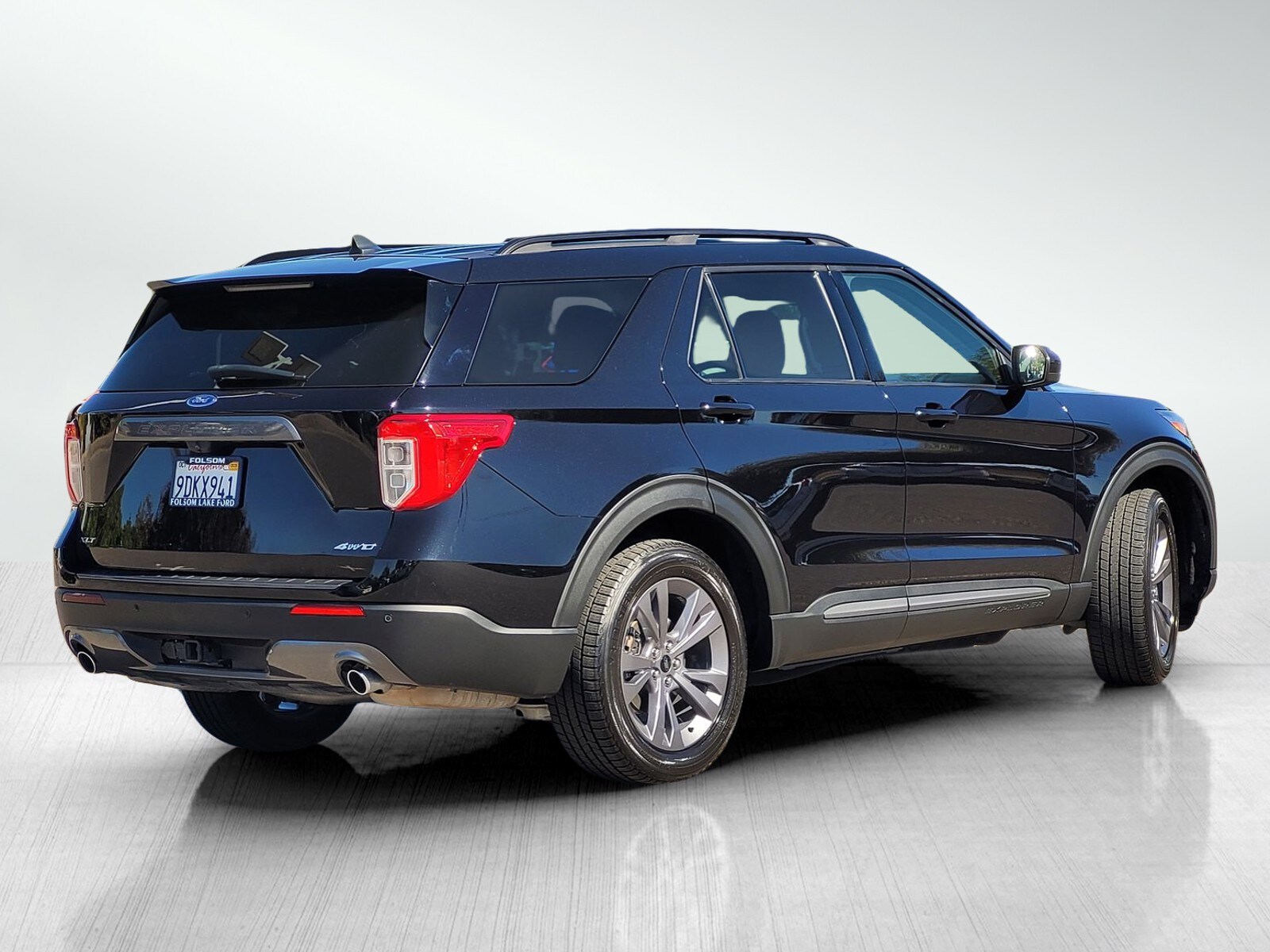 2022 Ford Explorer XLT photo 3