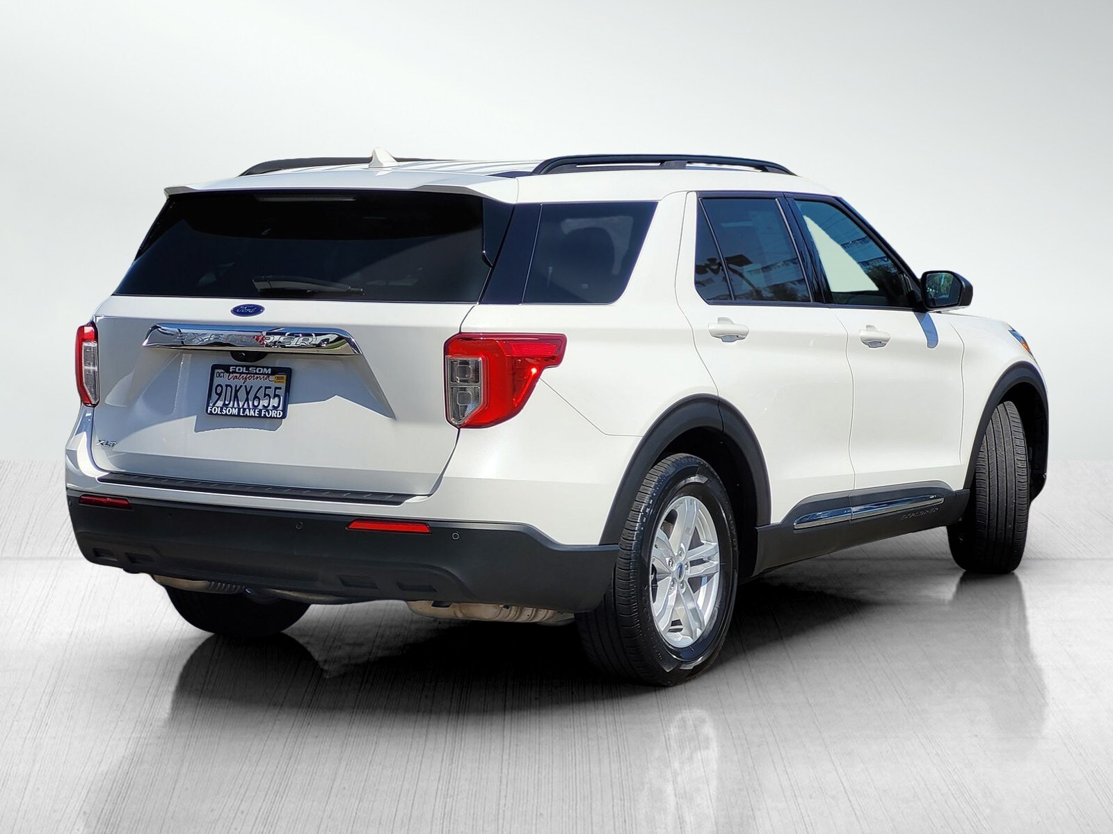 2022 Ford Explorer XLT photo 3