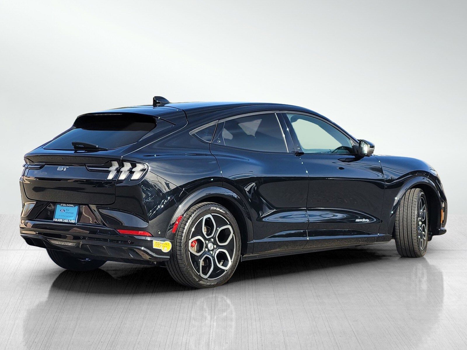 2022 Ford Mustang Mach-E GT photo 4