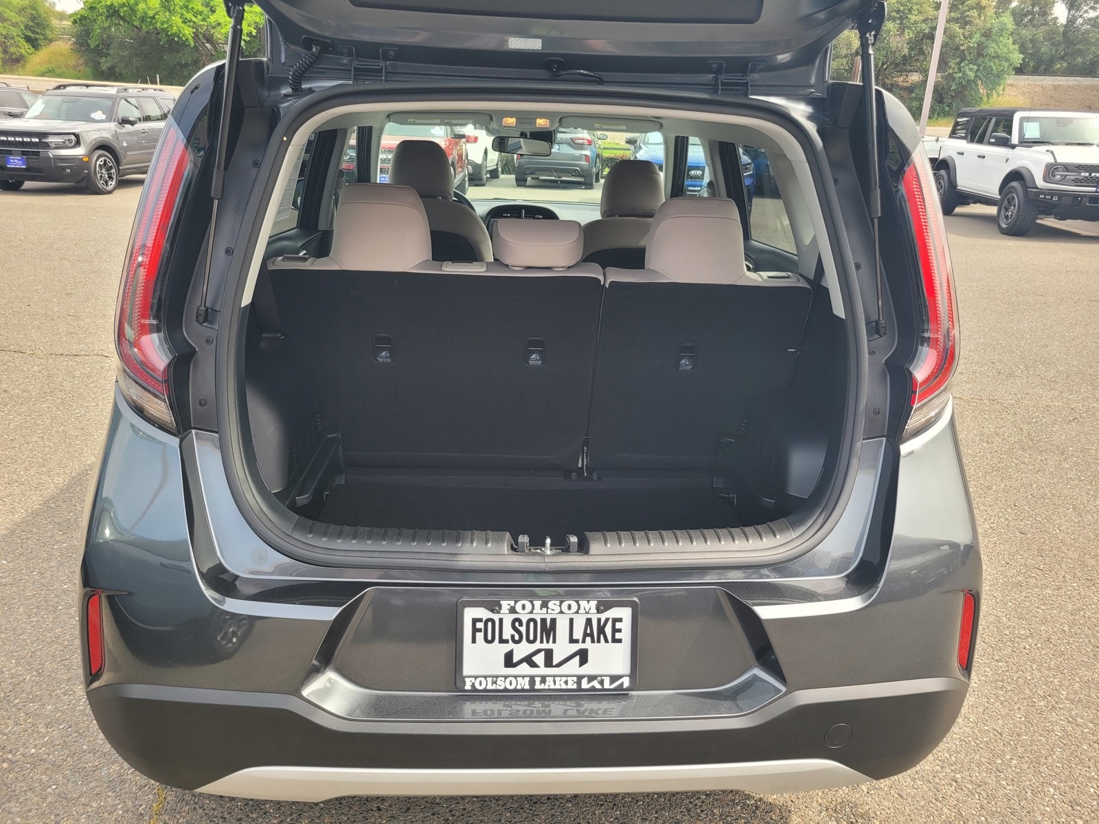 2025 Kia Soul LX photo 3