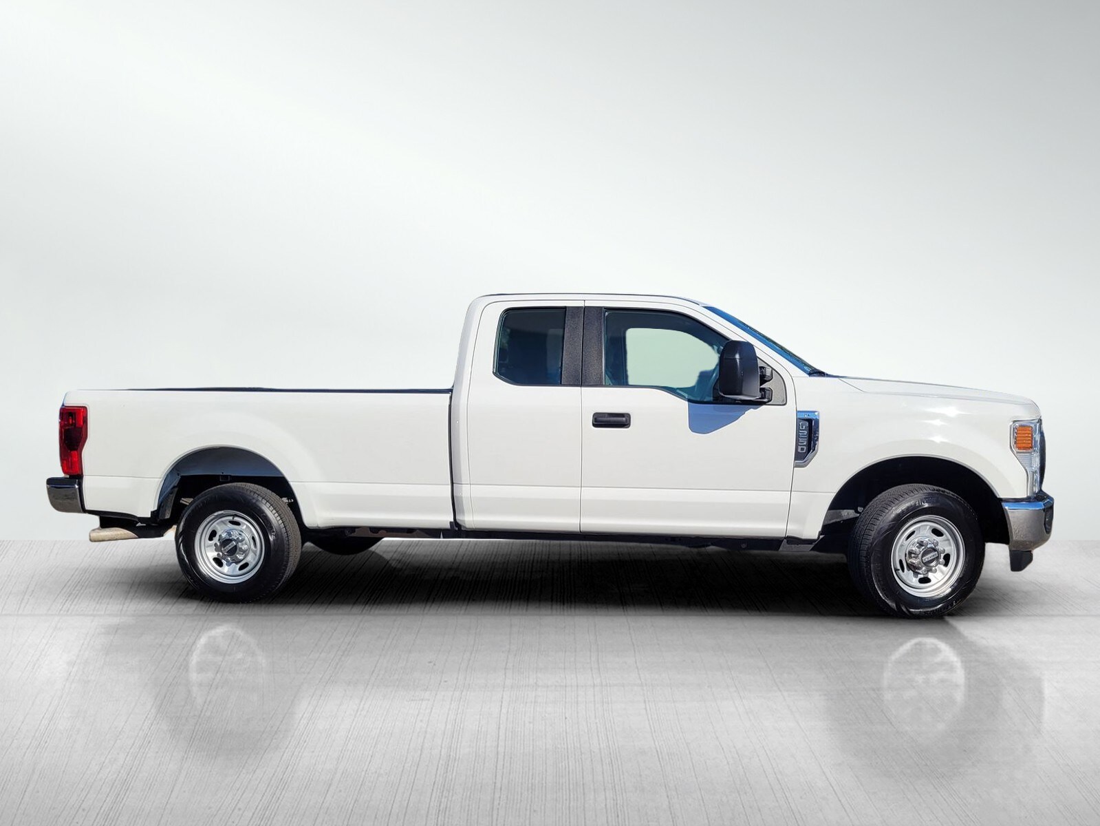 2021 Ford F-250 XL photo 3
