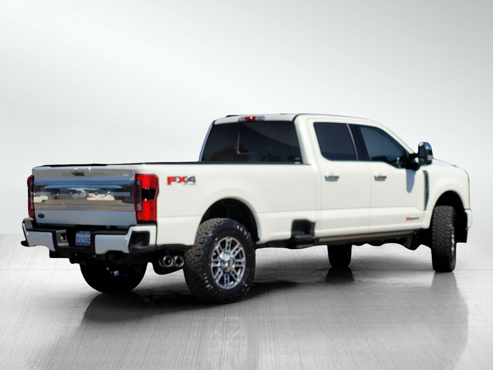 2024 Ford F-350 Limited photo 4